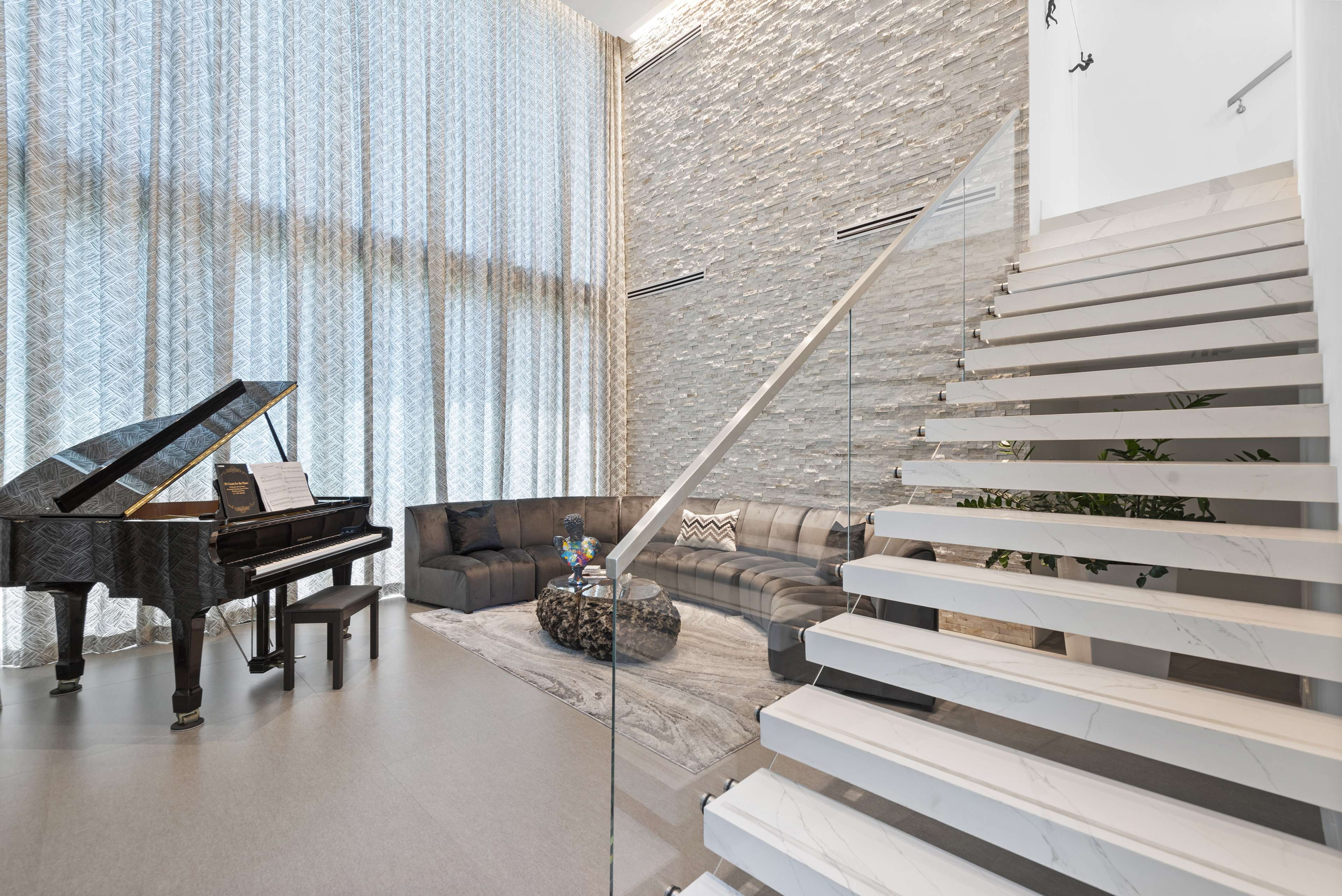 Board Walk Mansion Rental in Fort Lauderdale thumbnail 15