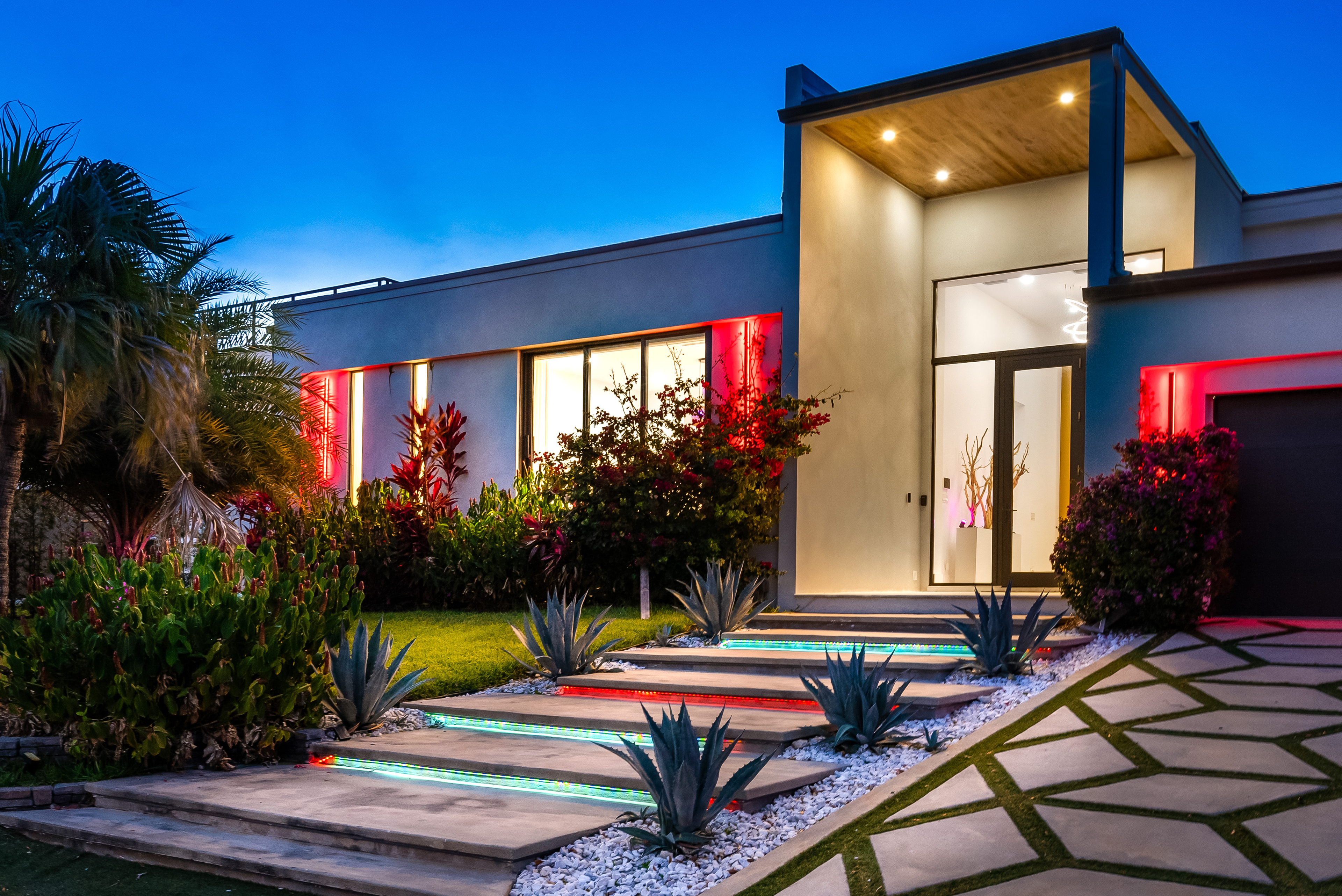 Casa Lumina Rental in Fort Lauderdale - Image 1